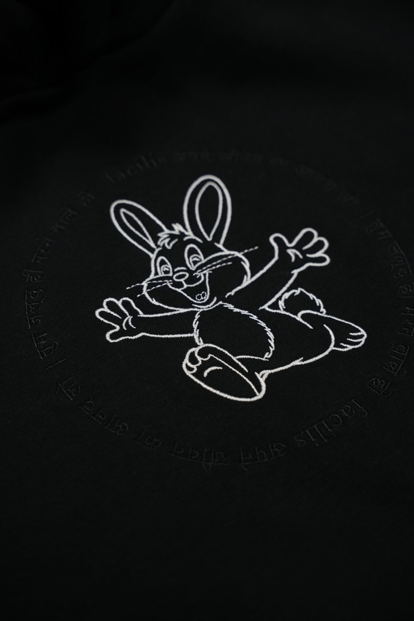 "enjoy life" Hoodie - black with outlines